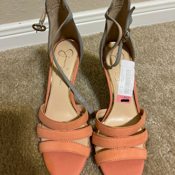 Jessica Simpson Heels - Picture 2 of 4